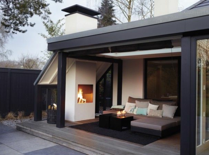 offene-feuerstelle-moderne-terrassengestaltung