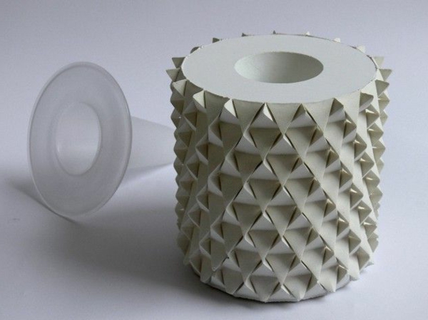 origami-vase-cooles-design-helle-farben