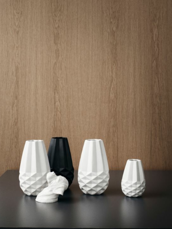 origami-vase-tolle-modelle-in-weiß-und-schwarz