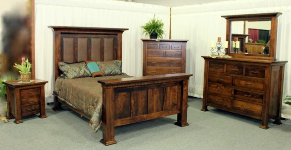 schlafzimmer-aus-massivholz-hölzerne-schöne-möbel