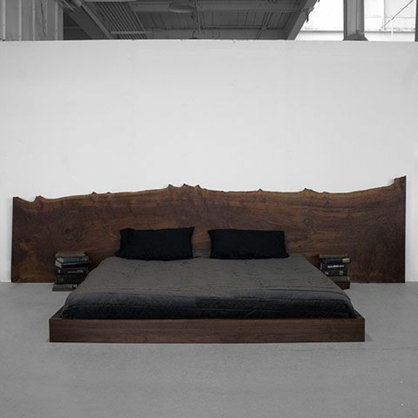 schlafzimmer-aus-massivholz-tolles-modell-dunkle-farbe