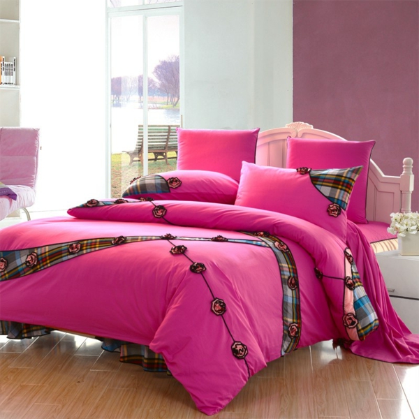 schlafzimmer-einrichten-schöne-bettwäsche-rosa-schlafzimmer-ideen-bettwäsche Bettwäsche in Rosa