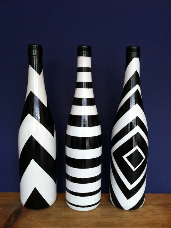 vasen-dekorieren-weiße-und-schwarze-farbe