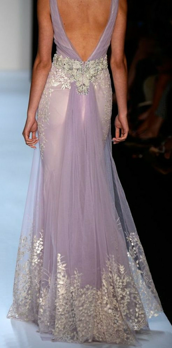 Couture-Kleid-Chiffon-lila-silberne-Ornamente