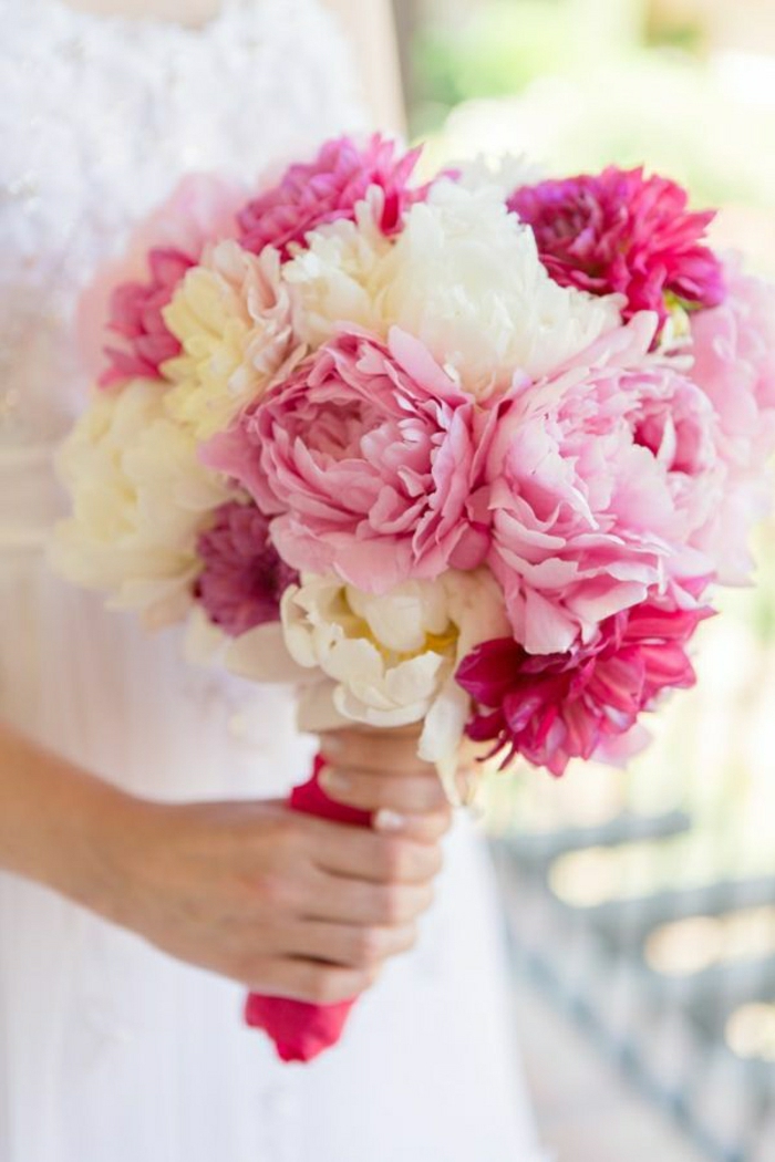 Hochzeit-Strauß-weiß-rosa