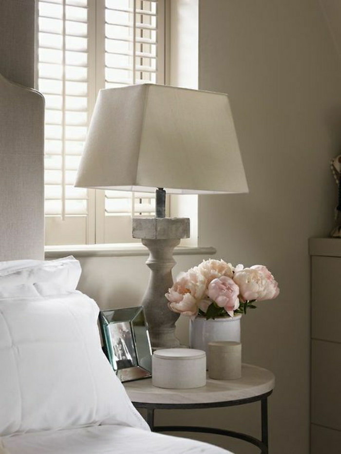 Schlafzimmer-Pastellfarben-Designer-Lampe-Nachttisch-Dekoration-Pfingstrosen
