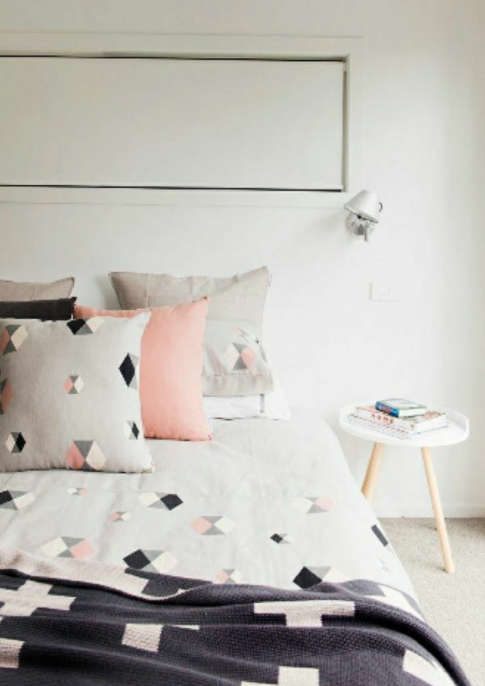 Schlafzimmer-gemütlich-Ikea-Bettwäsche-Pastellfarben
