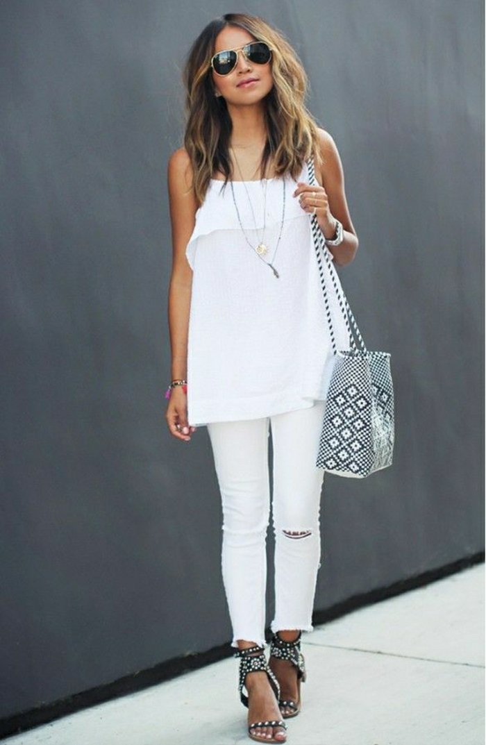 Sommerkleider-in-Weiß-Jeans-Top-Tasche-graphischer-Muster