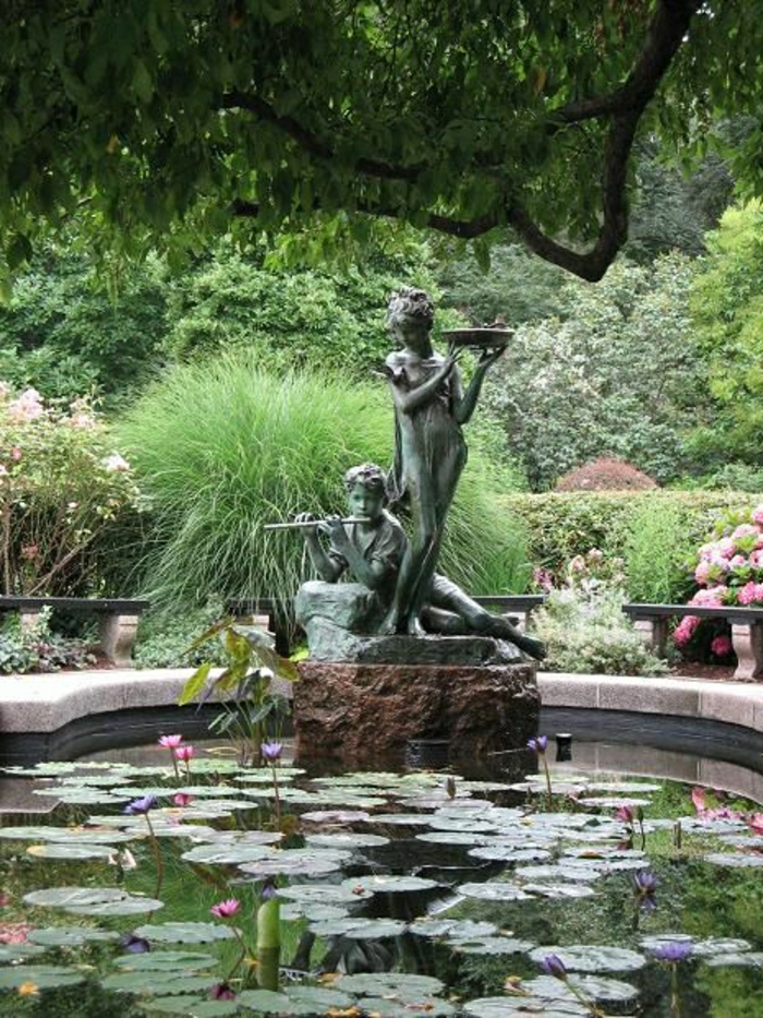 The-Secret-Garden-Wasserbrunnen