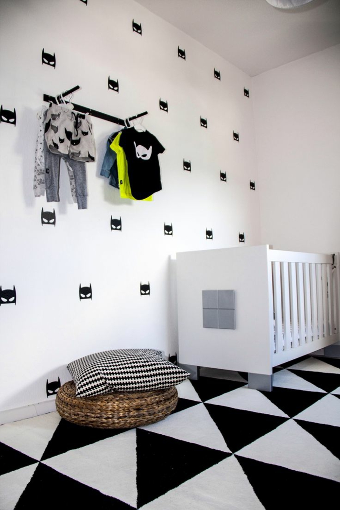 babyzimmer-design-interieur-in-weiß-und-schwarz