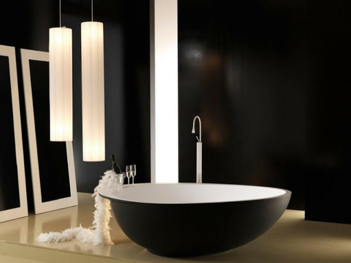 badezimmer-in-schwarz-und-weiß-modernes-aussehen