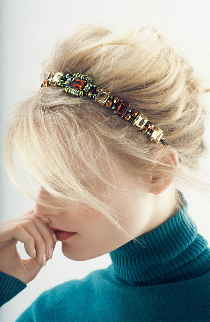 frisuren-mit-haarband-sehr-schöne-dekorative-steine