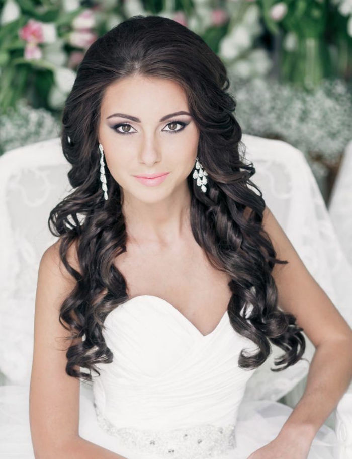 44 schöne Hochzeitsfrisuren für lange Haare! 44 schöne Hochzeitsfrisuren für lange Haare!