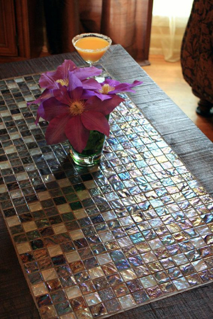 hälzerner-Kaffee-Tisch-Dekoration-Mosaik