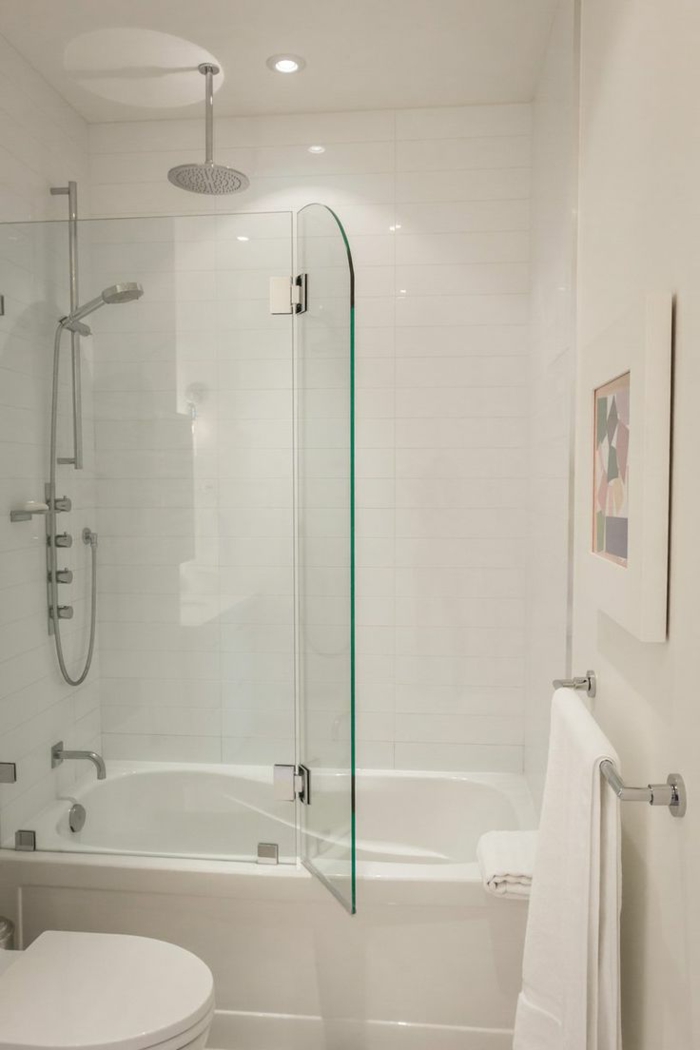 luxus-badezimmer-modernes-badezimmer-design-badezimmer-badewanne-mit-duschzone--