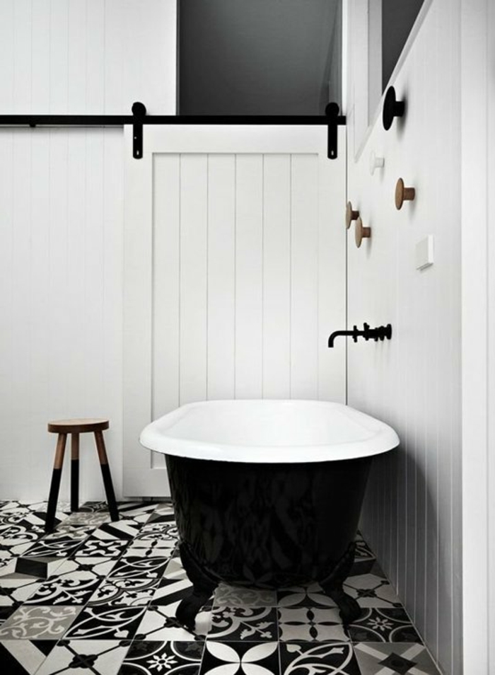 wohnideen-in-schwarz-und-weiß-schönes-badezimmer