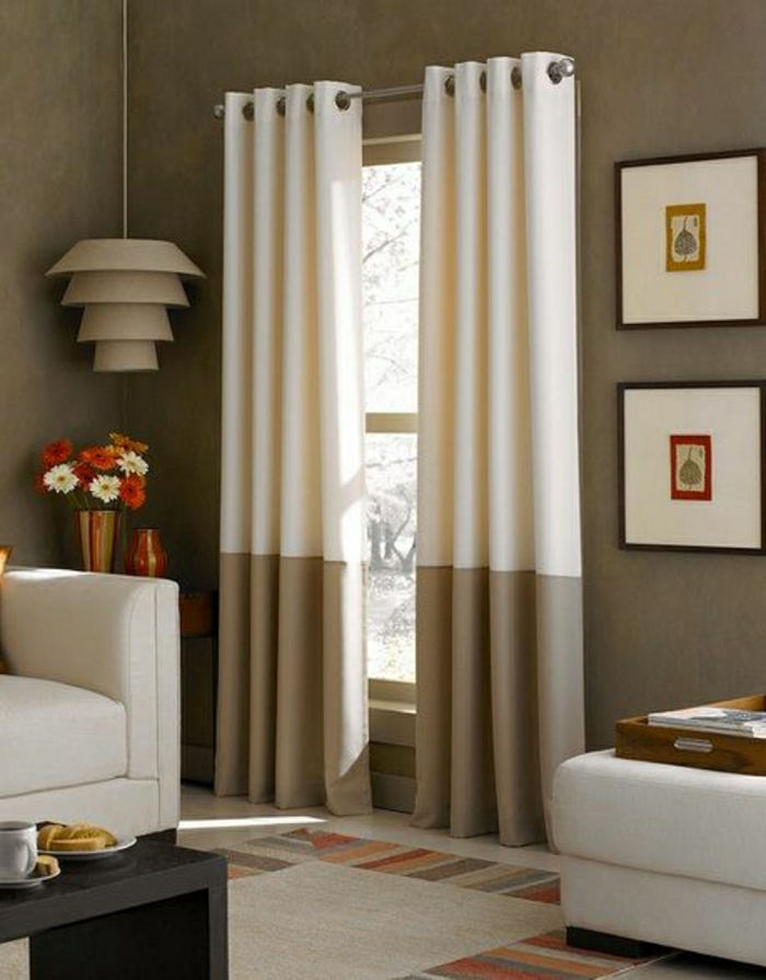 Cappuccino-Wände-moderne-Gardinen-Cappuccino-beige-Farbe-Lampe-interessantes-Design-Sofa-Gerbera