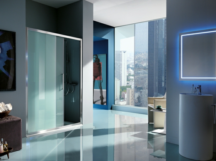 Luxus-Wohnung-schöne-Ansicht-Duschabtrennung-Schiebetür