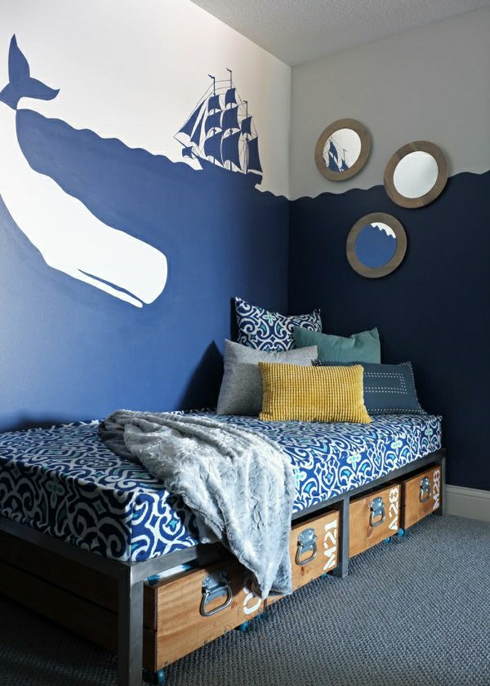 Schlafzimmer-Kajüte-Schiff-Zeichnung-Bett-Bettkasten-Bettwäsche-Ornamente-blau-weiß