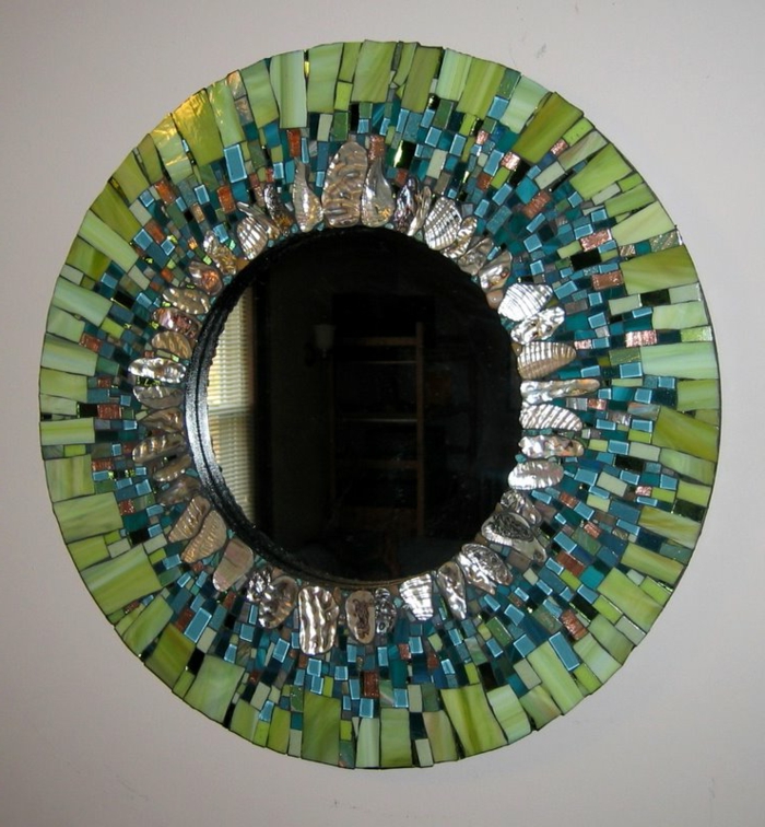 mosaik-spiegel-grüne-und-blaue-farbe