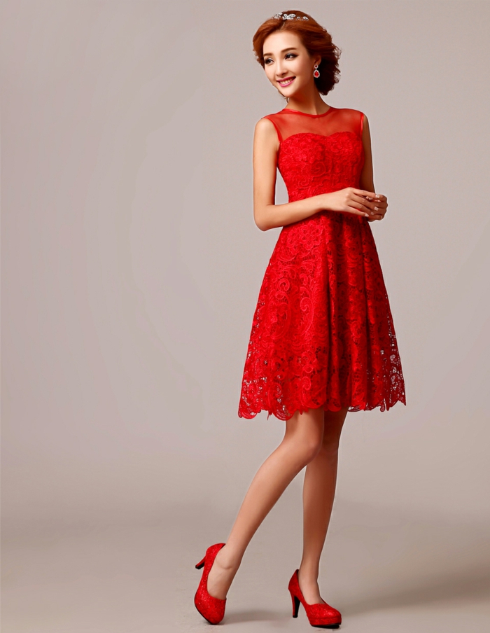 Rotes Kleid für einen schicken Look!