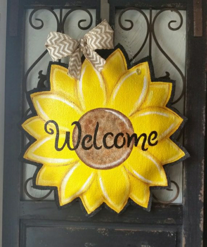 Haustür-Dekoration-selber-machen-leicht-einfach-Sonnenblume-Türhänger-Textil