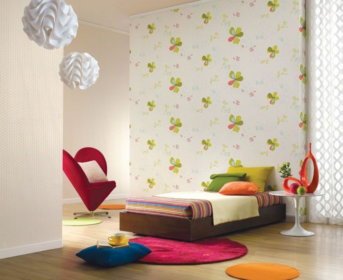 Schlafzimmer-Tapeten-bunte-Blumen