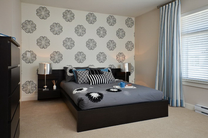 Schlafzimmer-Tapeten-weiß-schwarz-simplistisch
