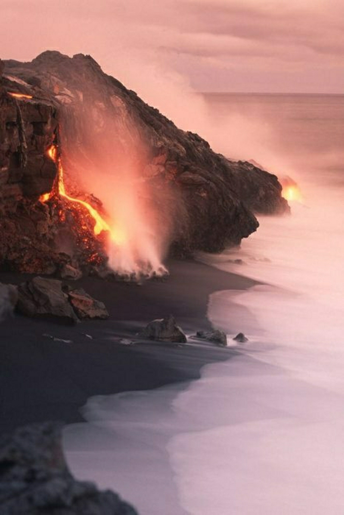 Vulkane-Nationalpark-Hawaii-flüßige-Lava