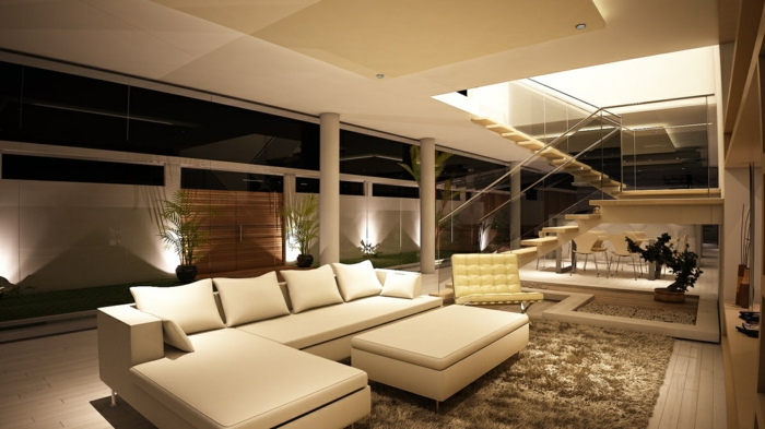 dekoration-im-wohnzimmer-wunderschönes-weißes-sofa