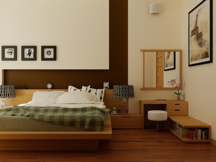 komplettes-Schlafzimmer-viele-Bilder-braun-weiße-Wand