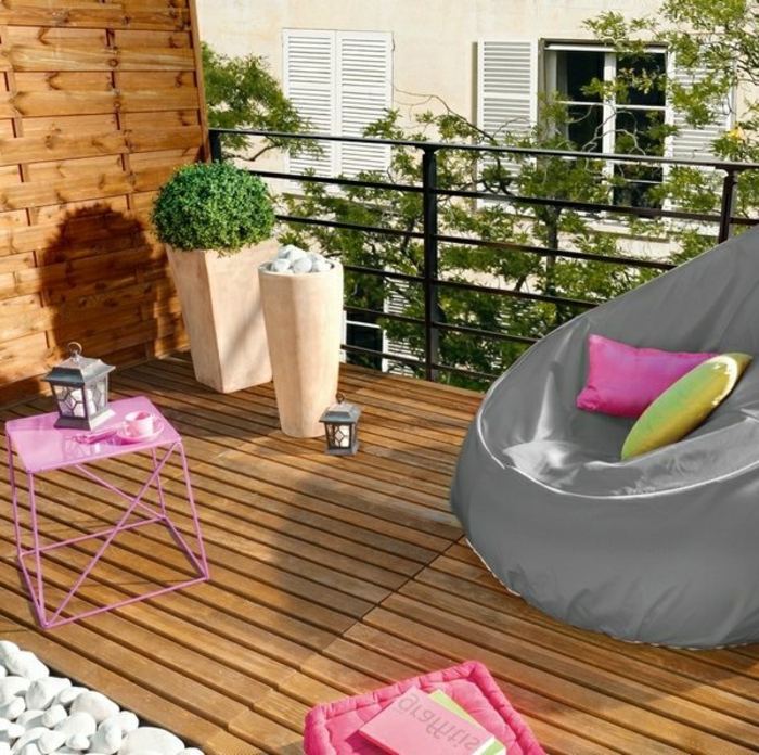 loungemöbel -für-balkon-holz-bunt