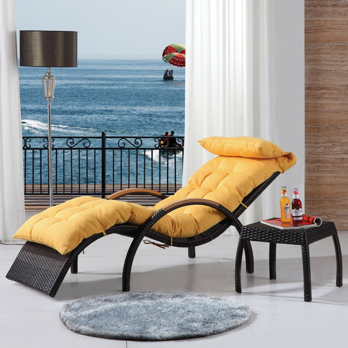 loungemöbel -für-balkon-liegesessel-gelb