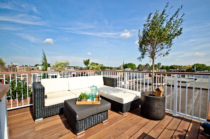 loungemöbel -für-balkon-weiß-schwarz