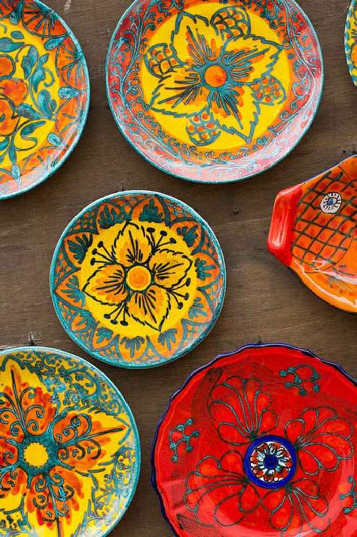 italienische-Keramik-schöne-handgemalte-Keramikplatten-Sizilien-Italien