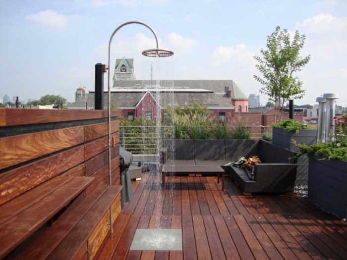 terrassen-gestaltungsmöglichkeiten-eine-super-tolle-dusche