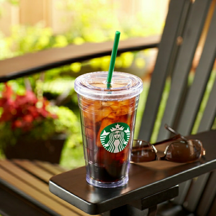 traditioneller-Starbucks-Becher-Kunststoff-grüner-Stroh-Sonnenbrille