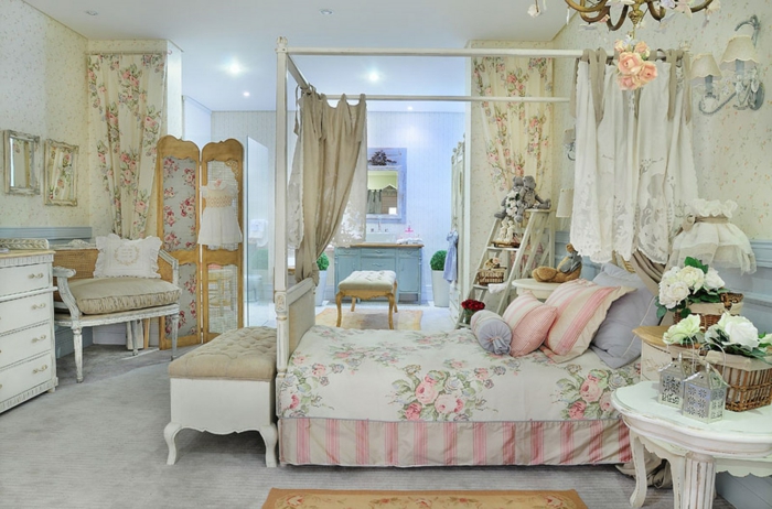 vintage-schlafzimmer-sehr-schöne-dekorative-kissen