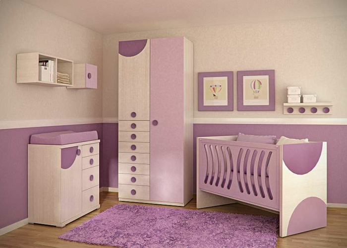 Babyzimmer-Set-lila-cremig-und-teppich