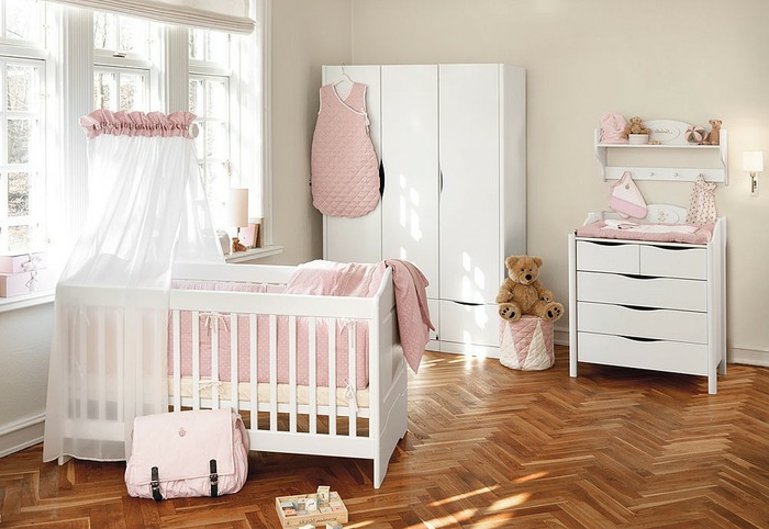 Babyzimmer-Set-mädchen-kommode-weiß
