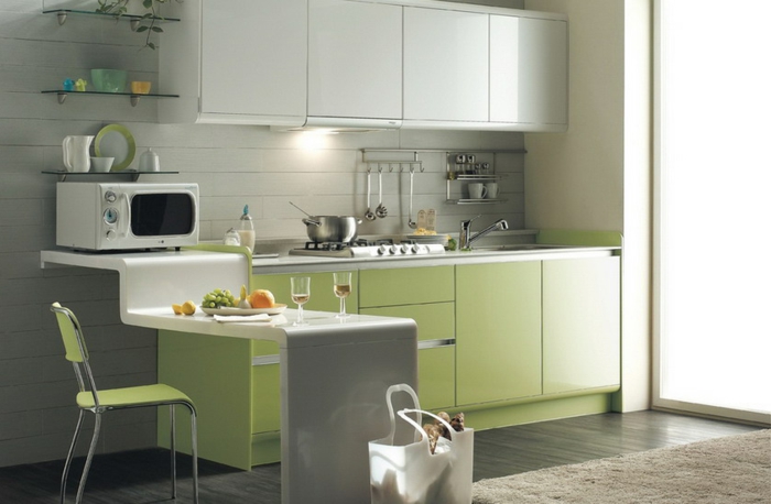 Wandschrank-für-Küche-weiß-und-grün