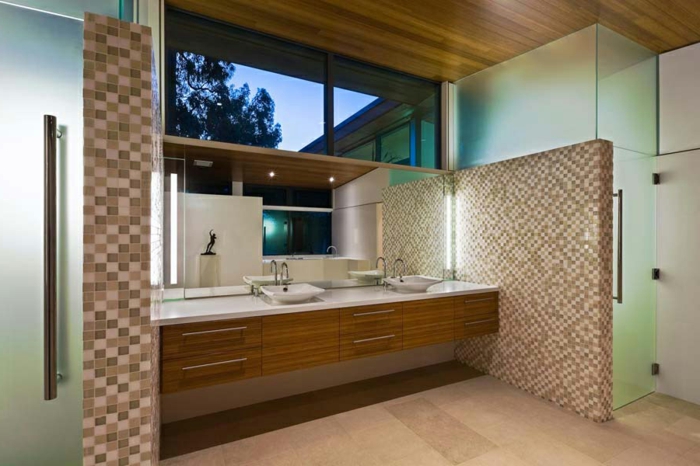 badezimmer-mit-mosaik-elegantes-schönes-aussehen