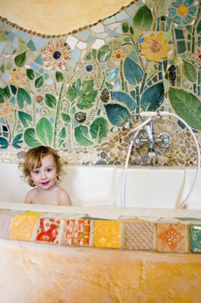 badezimmer-mit-mosaik-super-kreative-wandgestaltung