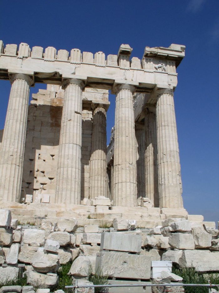 griechische-architektur-seh-große-säule