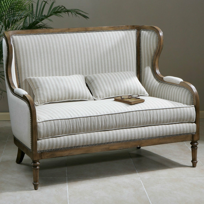 großartiges-vintage-Sofa-Kissen-aristokratisches-Design