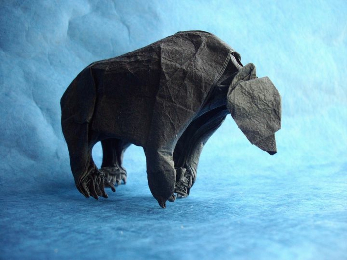 origami-tiere-ein-großer-bär