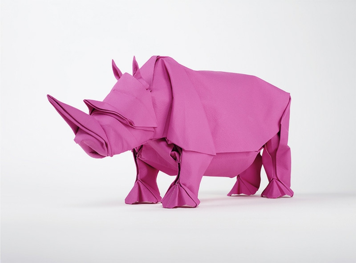 origami-tiere-ein-rosiges-nashorn
