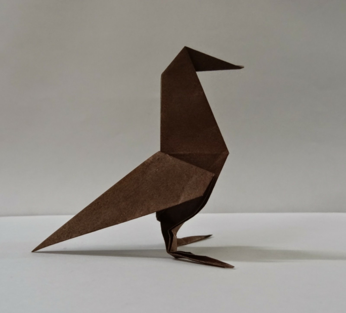 origami-tiere-vögel-in-braun