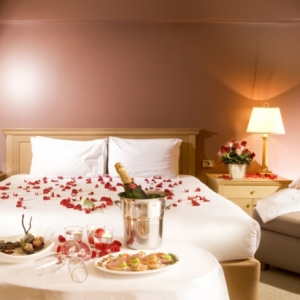 Romantisches Bett gestalten: 25 Ideen!