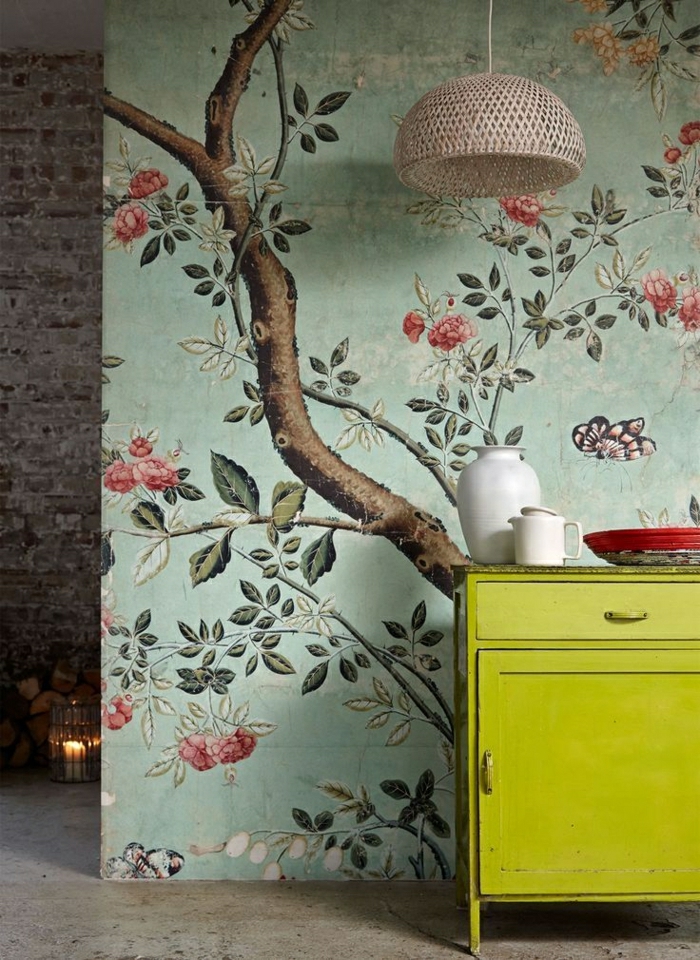 wunderschöne-Tapeten-florale-Motiven-hellgrüner-Hintergrund-romantsiches--Muster